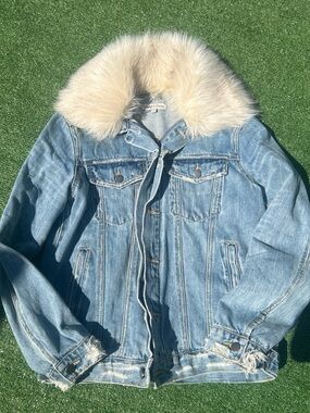 Heartloom Light Blue Jean Jacket with Cream Fur Collar